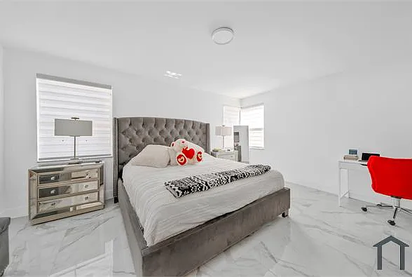 3 bed, 1709 sqft, $4,500 — Photo 1