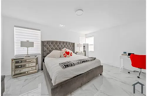 365 NW 153rd Ln Photo 1