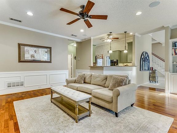 4th image of 2617 Rockport Cir