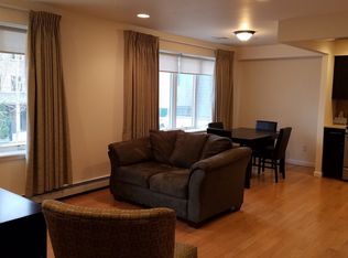 3077 38th St APT 1A, Astoria, NY 11103