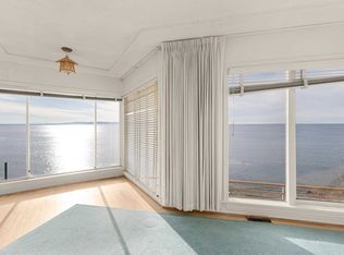 14458 Marine Dr, White Rock, BC V4B1B3