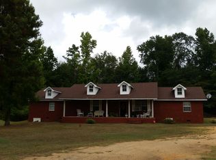 80 Vine Ln, Camden, AL 36726