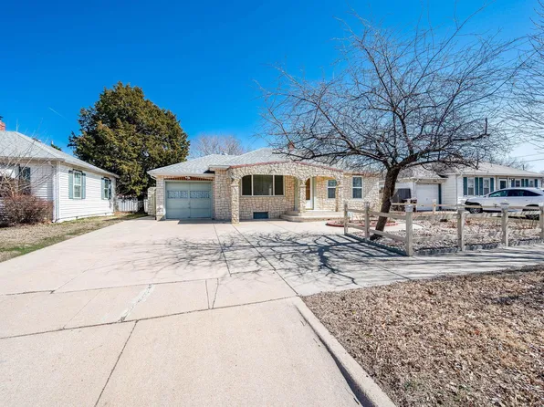 2334 S Pattie St, Wichita, KS 67211