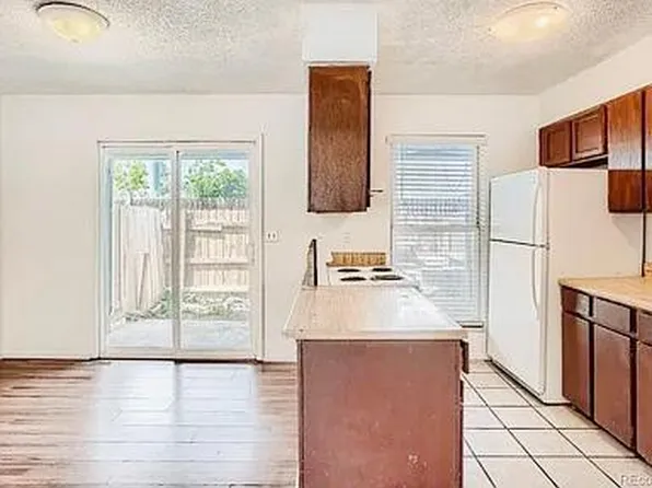 1447 Norfolk St, Aurora, CO 80011