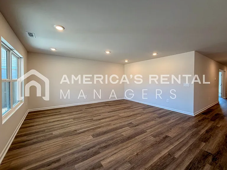 9945 Sequoyah Cove Dr SE — Photo 23