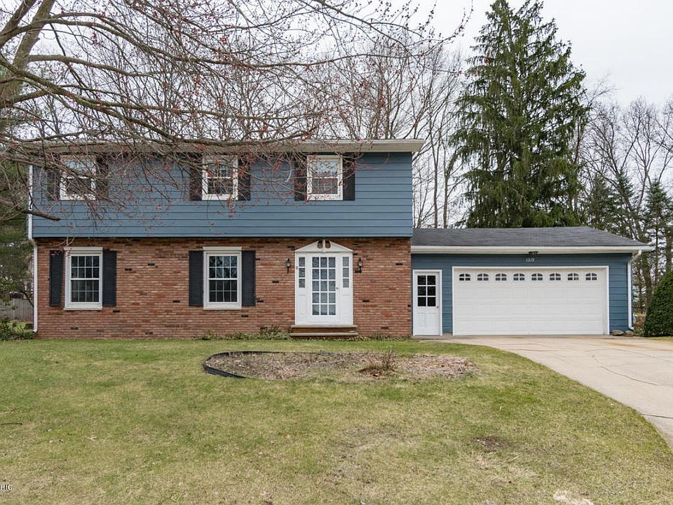 1st image of 1319 Royal Oak Ave
