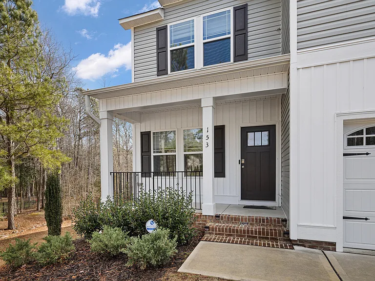 153 Bounty Cir — Photo 2
