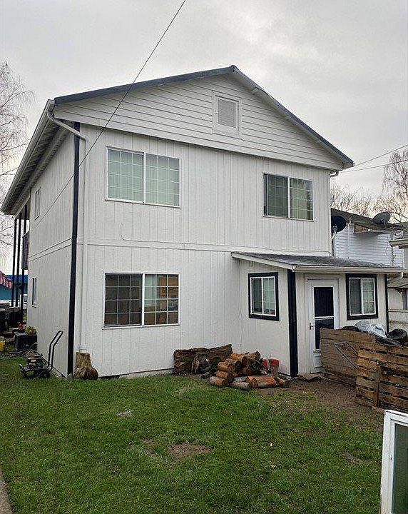 2nd image of 363 Oregon Way