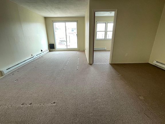 3rd image of 91-06 75th St Floor 2
