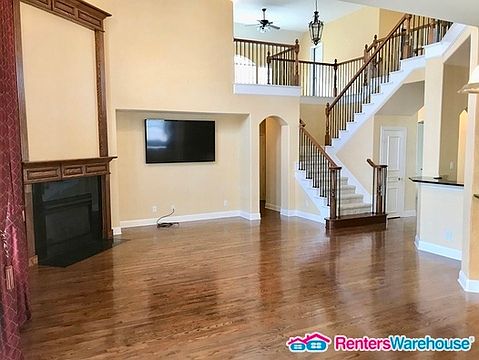 3rd image of 6401 Stillwater Ln
