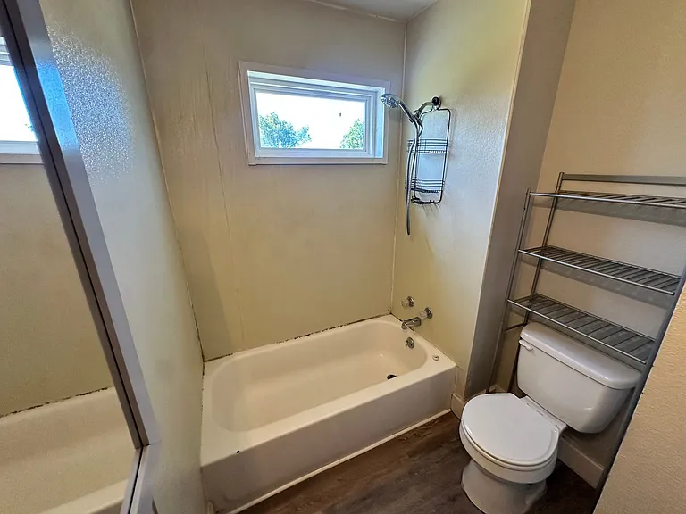 3806 Harvard St — Photo 8