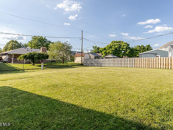 4th image of 2545 Woodfox Dr