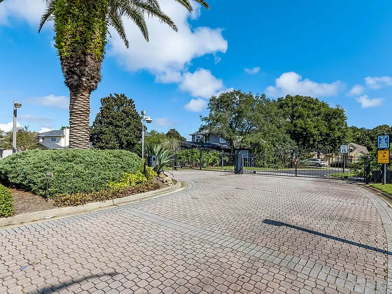 140 Oceans Edge Dr — Photo 67