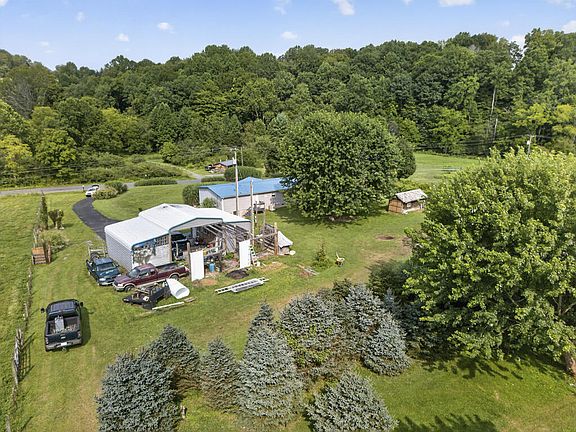 3rd image of 16557 Mill Creek Rd