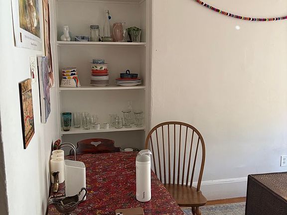 3rd image of 44 Westland Ave #19