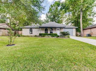 301 Laurie Ln, Willis, TX 77378