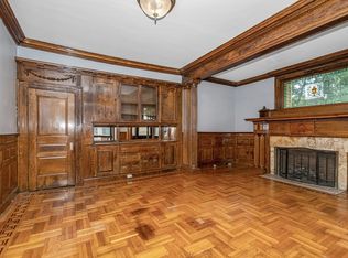 23 11th St APT 1, Lowell, MA 01850
