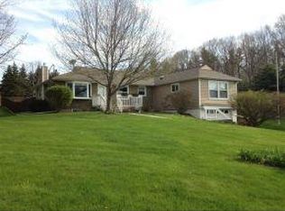 29 Grippen Hill Rd, Vestal, NY 13850