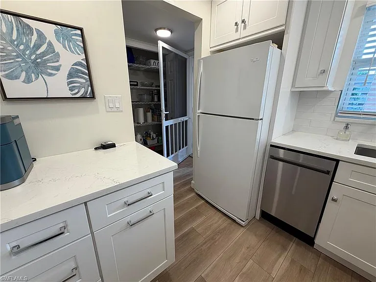 180 Turtle Lake Ct #206 — Photo 5