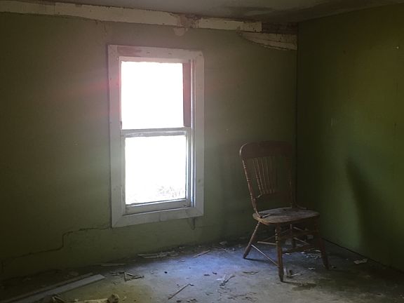 4th image of 1210 Verbena St