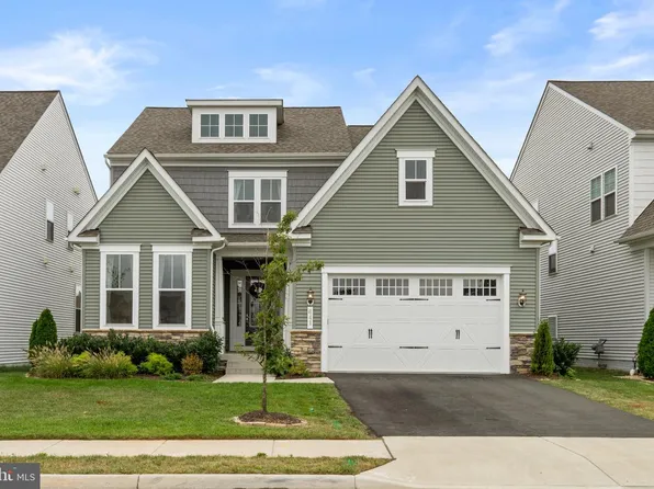 641 Lipizzan Dr, Leesburg, VA 20175