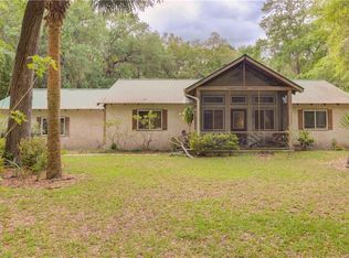 1142 Jessica Dr SE, Darien, GA 31305