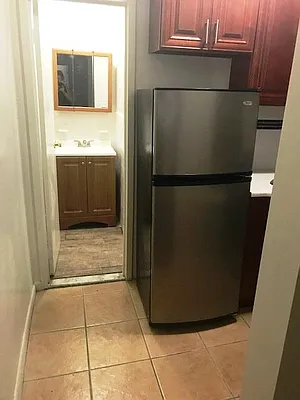 Rented by Lucien Perry | media 11