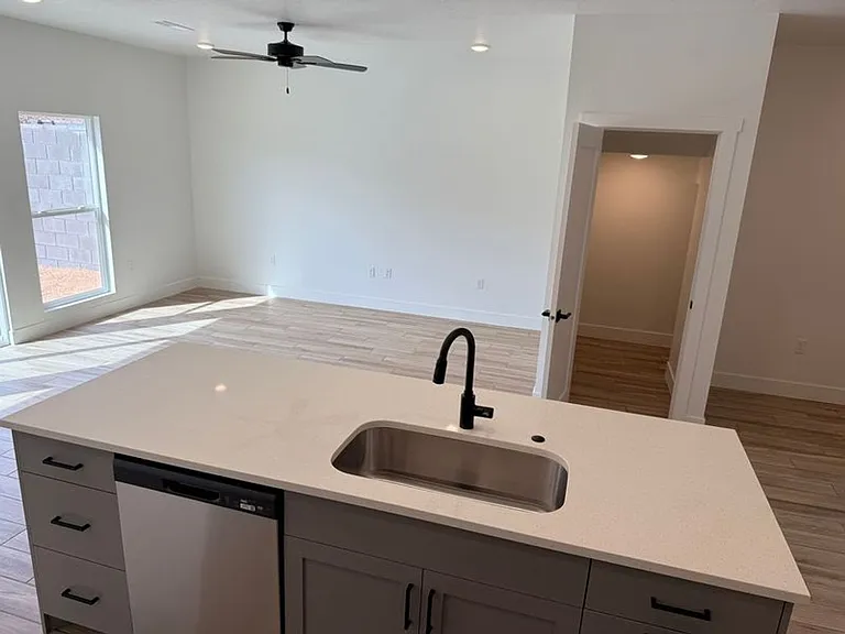 2019 W 250 S — Photo 17