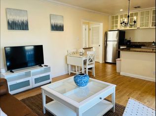 818 17th St #2B, Santa Monica, CA 90403