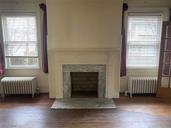 2nd image of 19625 Chagrin Blvd