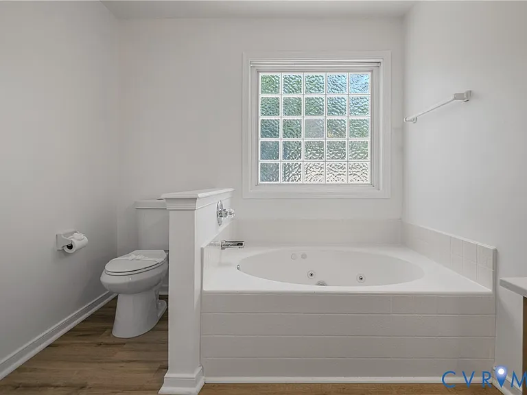 3924 Liberty Point Dr — Photo 36