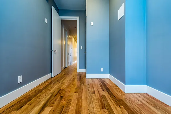 Rented by Nooklyn NYC LLC | media 42