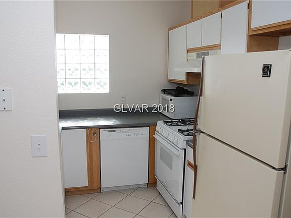 4th image of 901 Walnut Dr #0