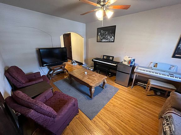 2nd image of 2968 N Oakland Ave APT 2