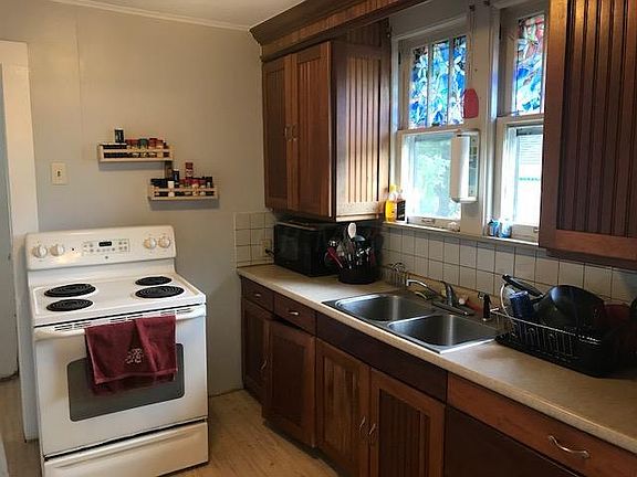 4th image of 280 E Jersey St