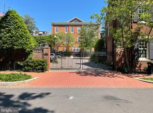 2735 Olive St NW APT 2, Washington, DC 20007