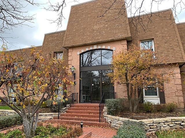 1st image of 1250 Park Ave W APT 401