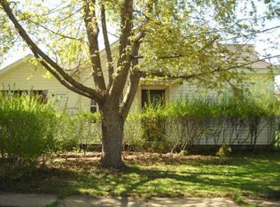 331 W Chestnut St, Compton, IL 61318