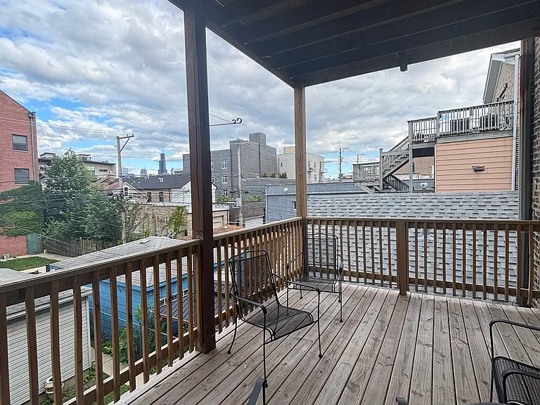 857 N Marshfield Ave #2 — Photo 22