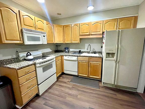 4th image of 3636 Taliluna Ave APT 127