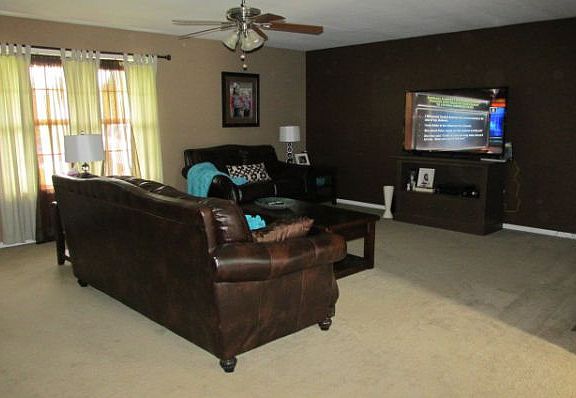3rd image of 12045 Hidden Meadow Ln