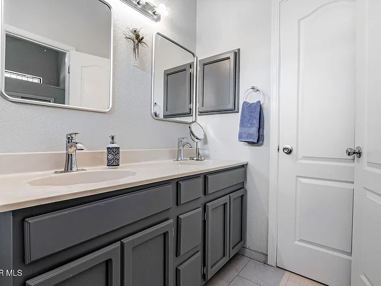 1117 Sun Shadow Dr — Photo 27
