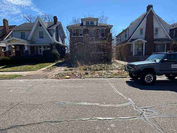 2461 Highland