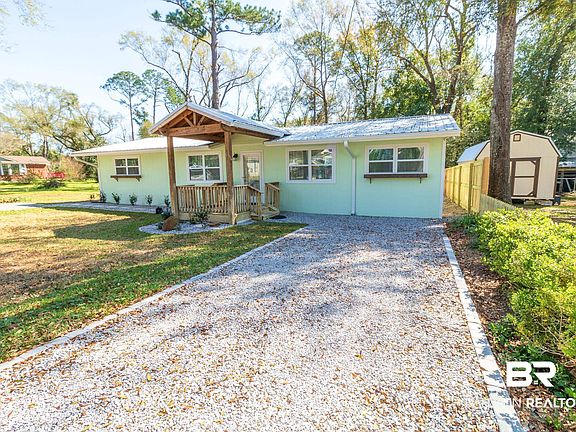 4th image of 14904 Camelia Ave