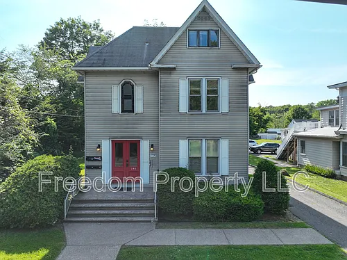 242 N Main St Photo 1