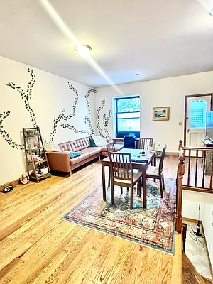 Rented by Oxford Property Group | media 5