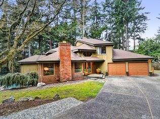 10319 244th St SW, Edmonds, WA 98020