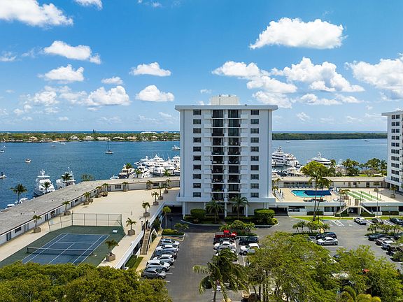 4th image of 1208 Marine Way #905