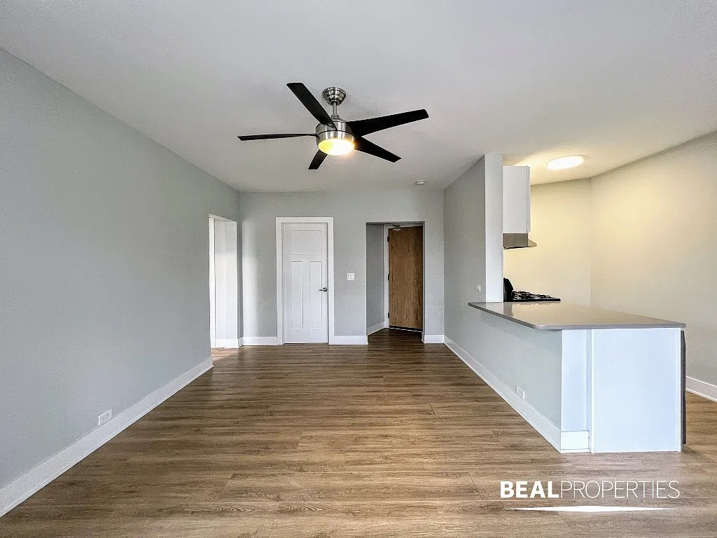 Building Photo - 730 Judson Ave #6