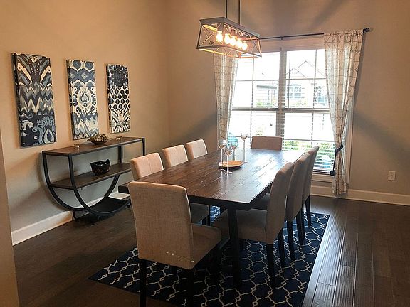 Formal dining room 